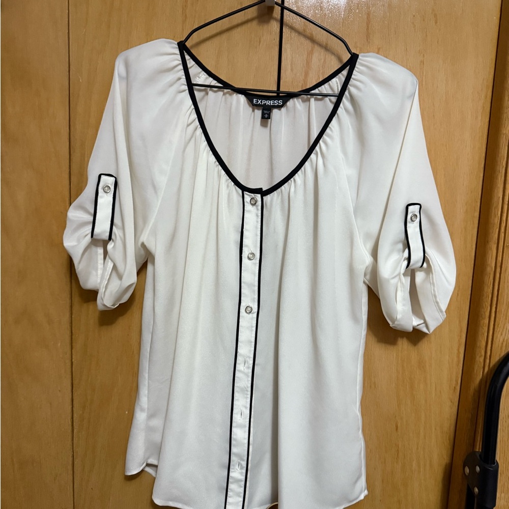 Express Ivory Blouse with Dark Accents